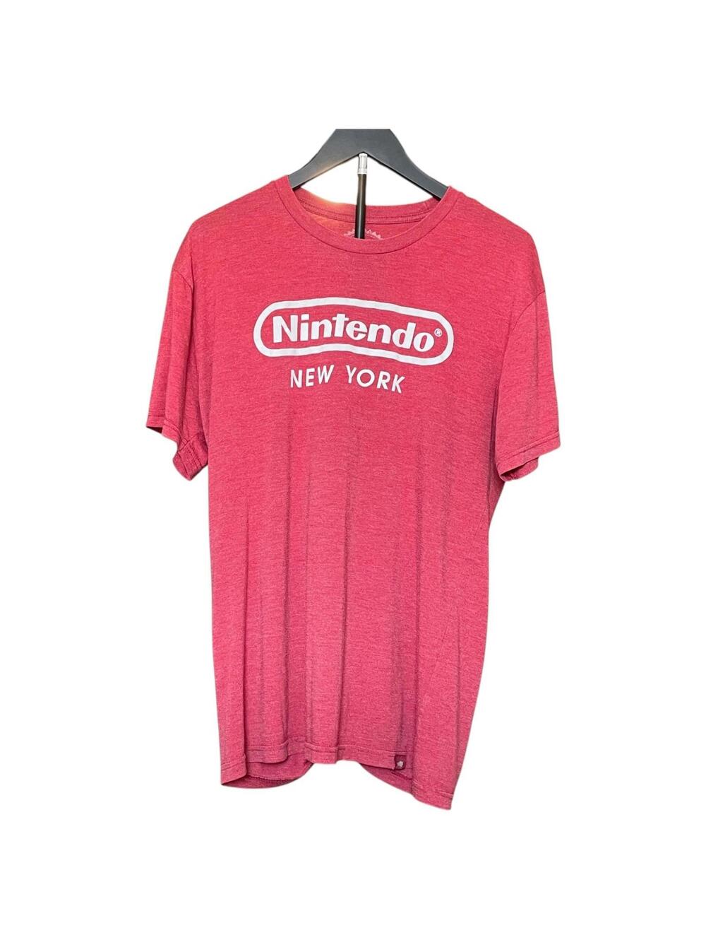 Official Nintendo New York City Store Men's Large Red T-Shirt Graphic Logo
